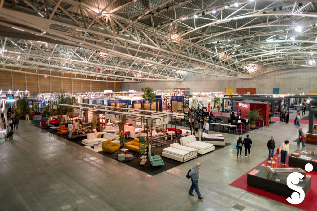 CS_OVAL_20251004_BestOfLoghi_STD0004