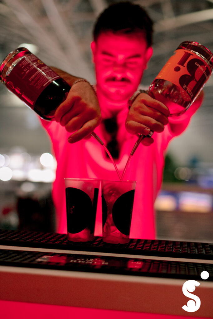 CS_OVAL_20251004_BestOfLoghi_STD0014