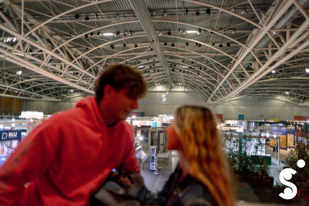 CS_OVAL_20251004_BestOfLoghi_STD0040