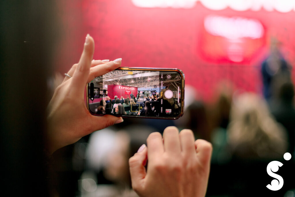 CS_OVAL_20251004_BestOfLoghi_STD0062