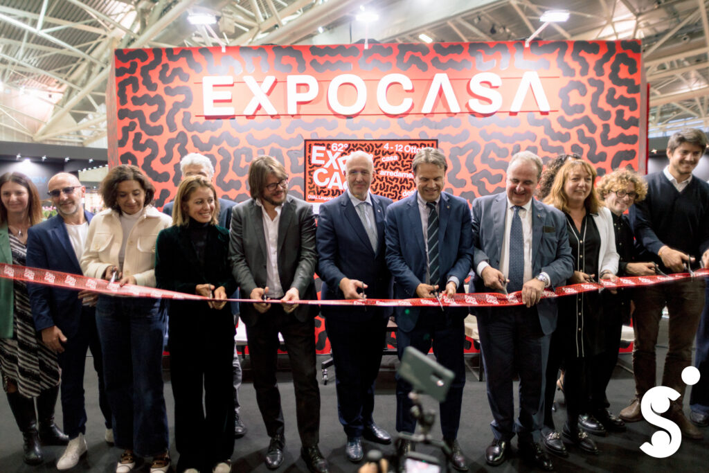 CS_OVAL_20251004_BestOfLoghi_STD0067