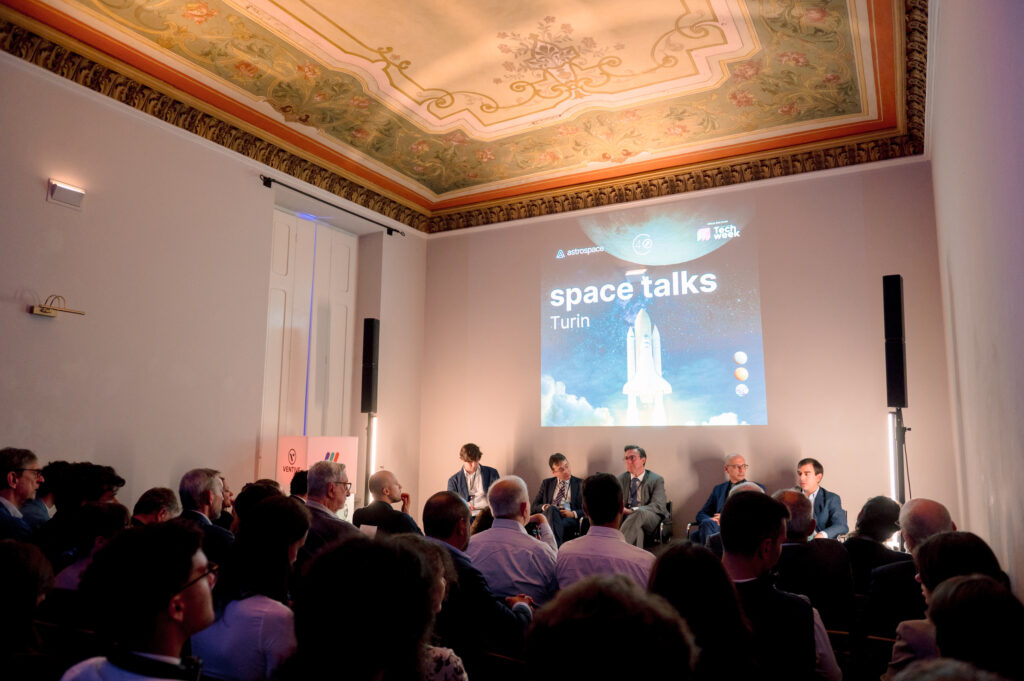 CS_TECHVILLA_20250930_STD0325