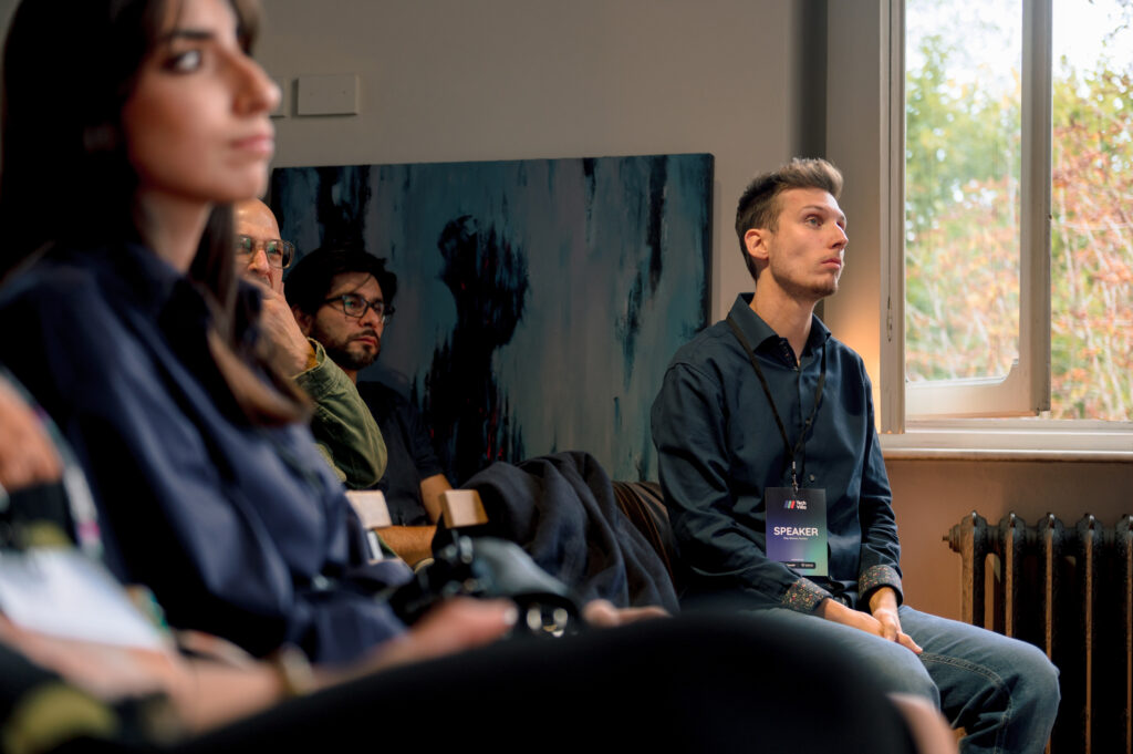 CS_TECHVILLA_20251001_STD0080