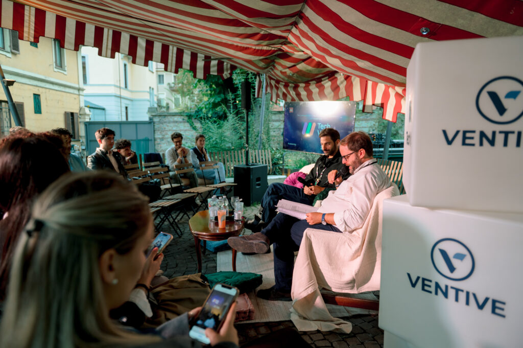 CS_TECHVILLA_20251001_STD0158