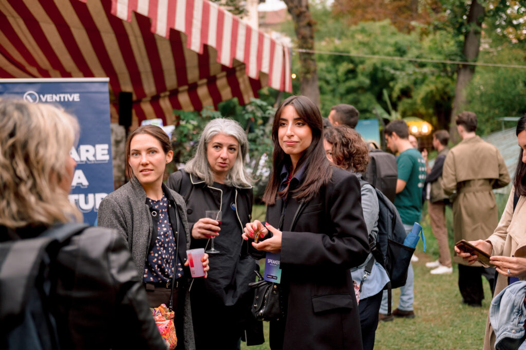 CS_TECHVILLA_20251001_STD0167