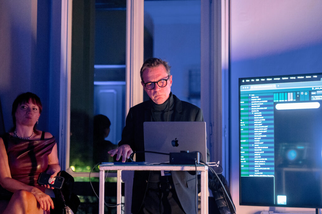 CS_TECHVILLA_20251001_STD0307